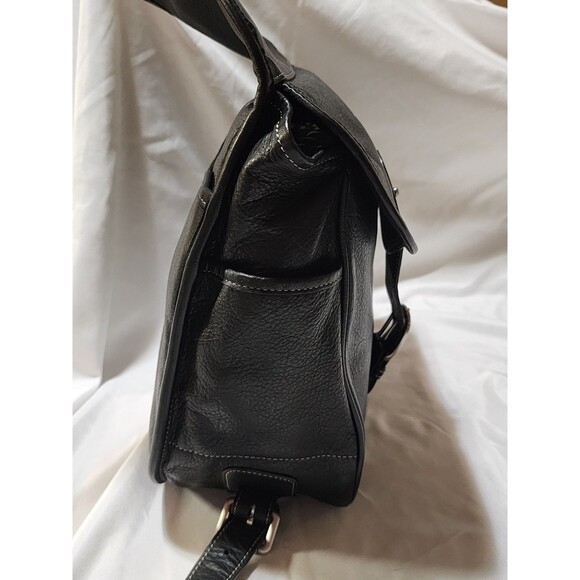 Levenger Black Leather Backpack Day One Shoulder Bag Sling Swing Pack Saddle Bag - Picture 7 of 16